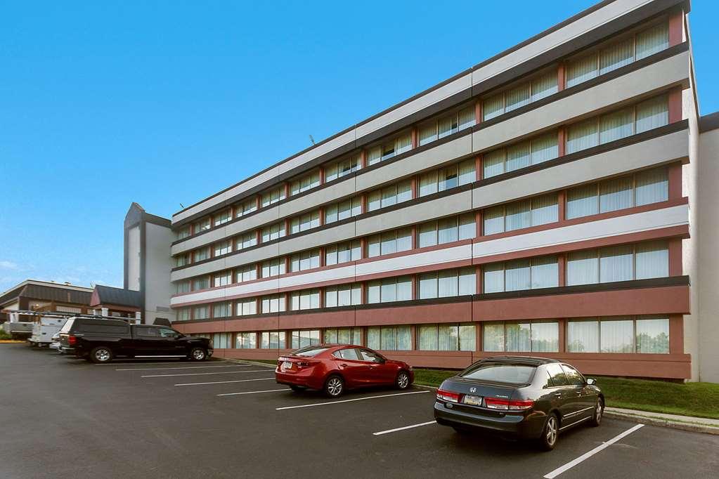 Chester Hotel And Conference Center Exton Eksteriør bilde